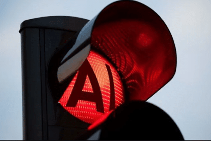 Google, 2021 yılında duyurduğu Green Light projesinin kullanıldığı ülke kapasitesini genişleteceğini açıkladı.