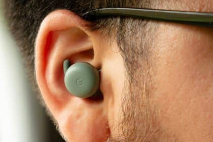 Google, kablosuz kulaklıkları kullanarak aktif gürültü engelleme özelliğiyle kalp atış hızını ölçebilen bir teknoloji geliştiriyor.