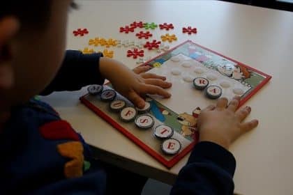 ODTÜ Kuzey Kıbrıs Kampüsü’nden bilim insanları, yapay zekâyla otizm olan bireylere yönelik ön tanı yapabilen teknoloji geliştirdi.