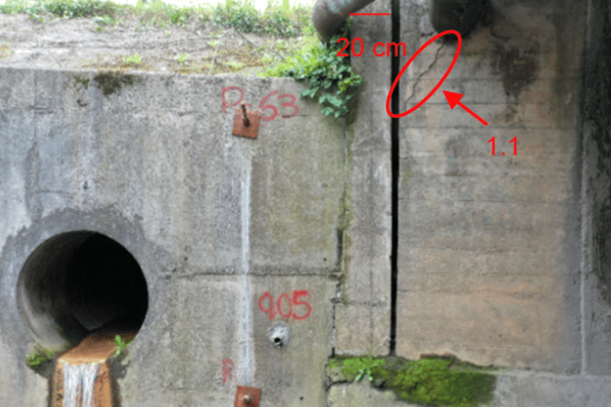 Köprülerdeki çatlaklar, insansız hava araçları kullanılarak ve görüntü işleme teknikleriyle analiz edilebilmektedir.