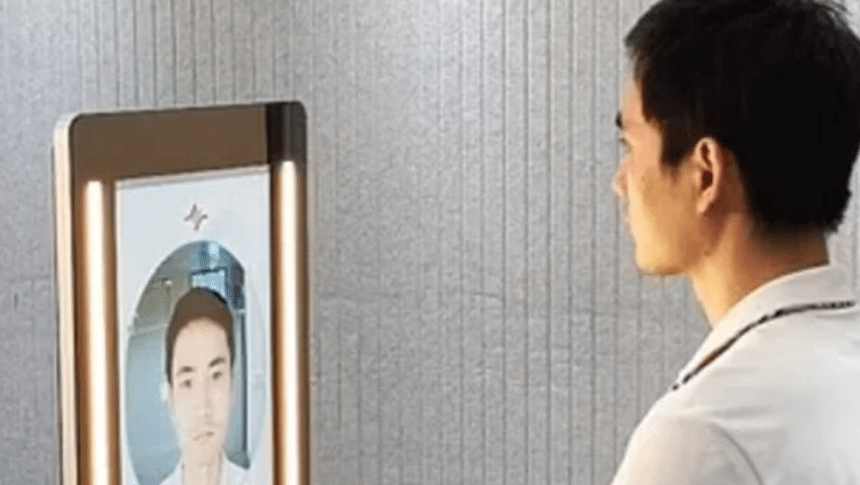 Yeni geliştirilen yapay zekâ güzellik aynası, yüzdeki kan akışını analiz ederek 100'den fazla sağlık parametresini ölçebiliyor ve kullanıcıları yüksek tansiyon, ateş, depresyon gibi sağlık belirtileri konusunda uyarabiliyor.