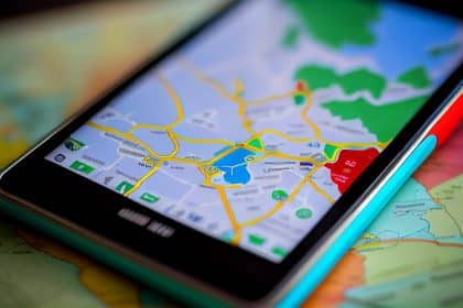 Yeni yerler keşfetmek artık çok daha kolay! Google Haritalar'ın AI destekli özellikleri neler sunuyor?