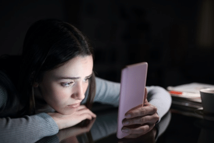 MoodCapture isimli yapay zeka destekli mobil uygulama, yüzde 75 doğruluk oranıyla depresyonda olup olmadığınızı tespit edebiliyor.