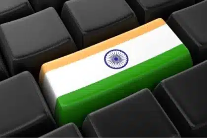 Hindistan, yapay zekâ alanında Amerikan firmalarının hakimiyetini sınırlamak için denetimleri artırma kararı aldı.
